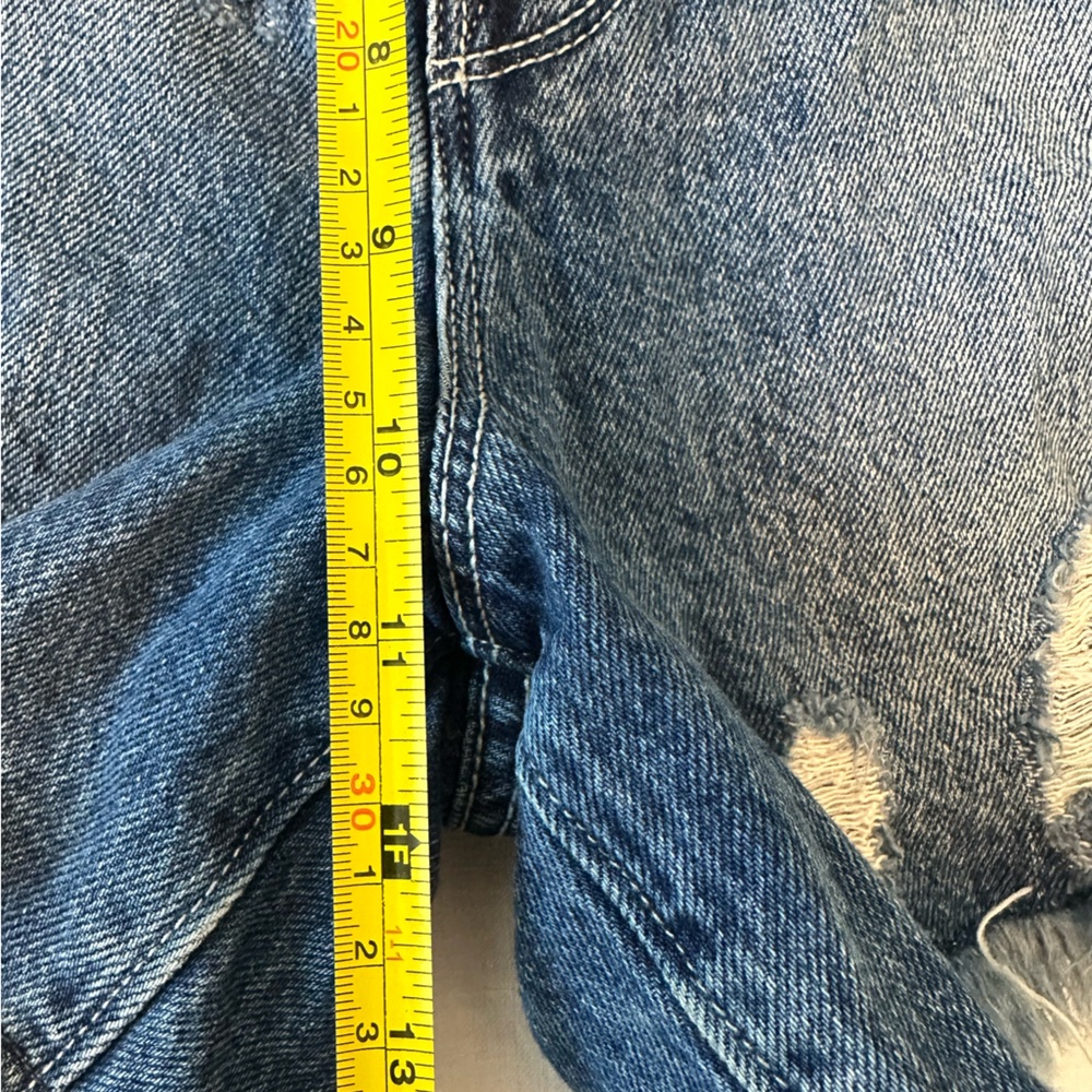 Good American Blue Distressed Jean Shorts - Picture 7 of 7